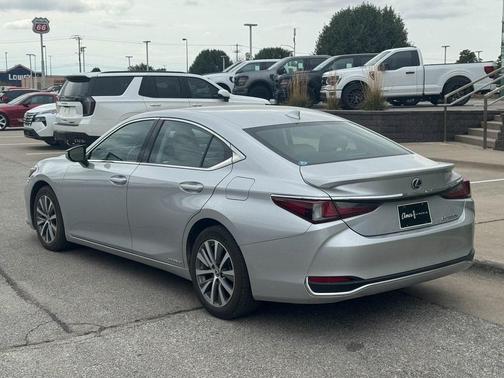 2021 Lexus ES 300h 300H