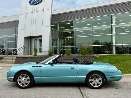 2002 Ford Thunderbird Premium