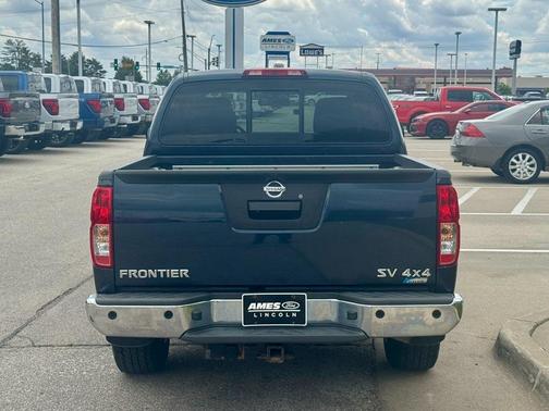 2017 Nissan Frontier SV