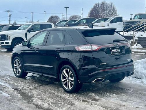 2017 Ford Edge Sport