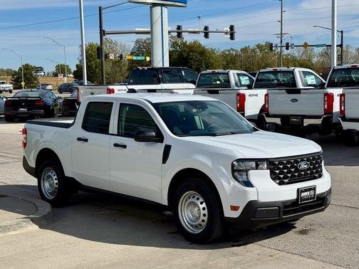 2025 Ford Maverick XL