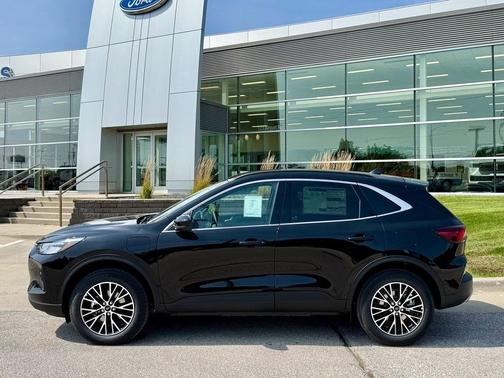2025 Ford Escape PHEV