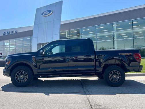 Agate Black Metallic 2026 Ford F-150 Tremor