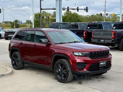 2023 Jeep Grand Cherokee Altitude