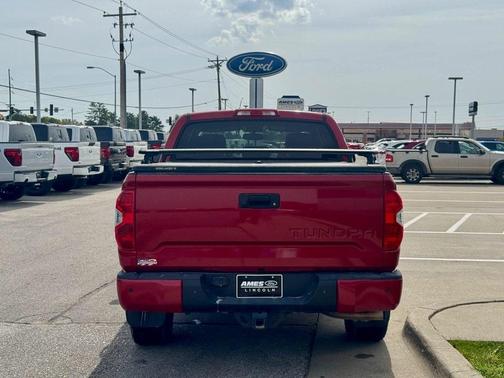 2016 Toyota Tundra SR5