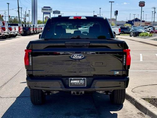 2025 Ford F-150 Lightning XLT