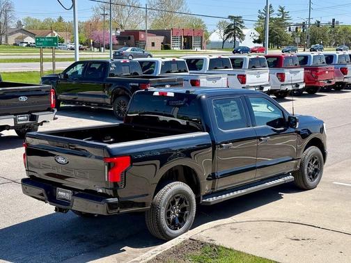 2025 Ford F-150 Lightning XLT