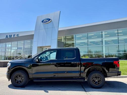 2025 Ford F-150 Lightning XLT