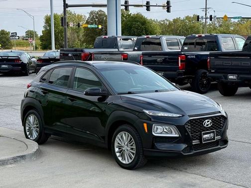 2021 Hyundai KONA SEL