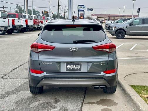 2016 Hyundai TUCSON Sport