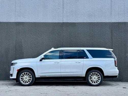2024 Cadillac Escalade ESV Premium Luxury