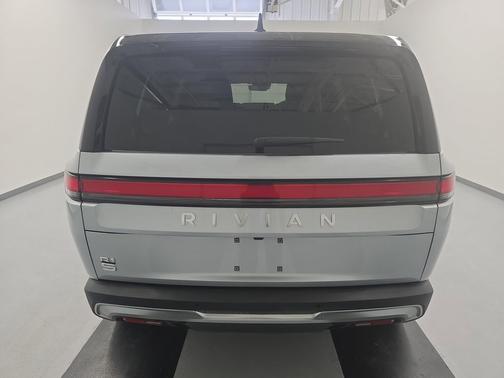 LA Silver 2024 Rivian R1S Adventure Package