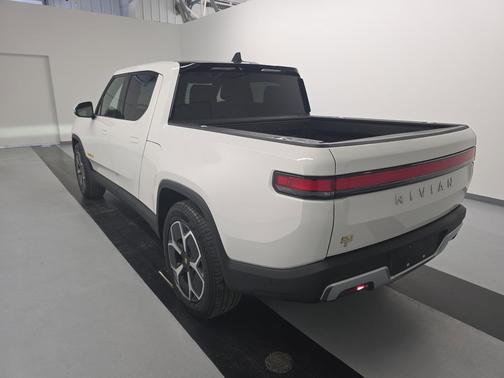 2022 Rivian R1T Adventure