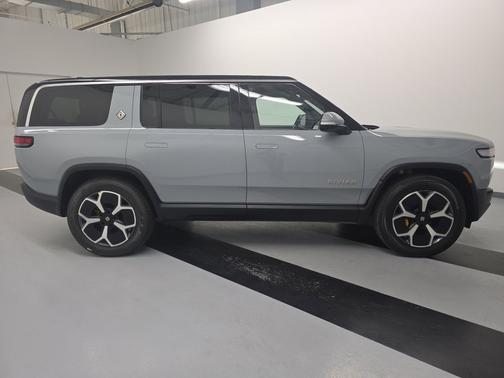 Limestone 2024 Rivian R1S Adventure Quad Motor Large Pack