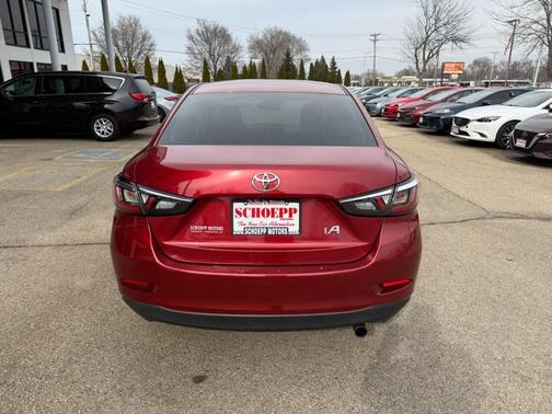 2017 Toyota Yaris iA Base