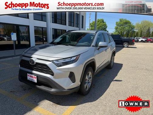 2022 Toyota RAV4 XLE