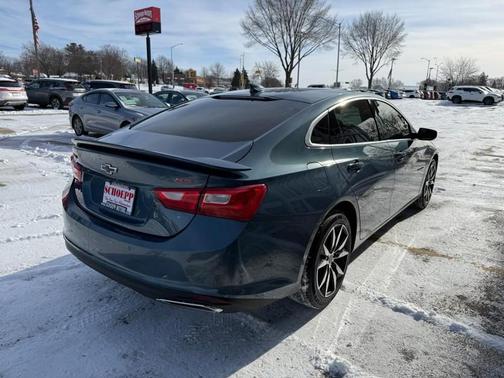 2024 Chevrolet Malibu FWD RS