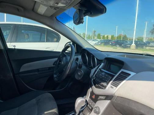 2012 Chevrolet Cruze LS