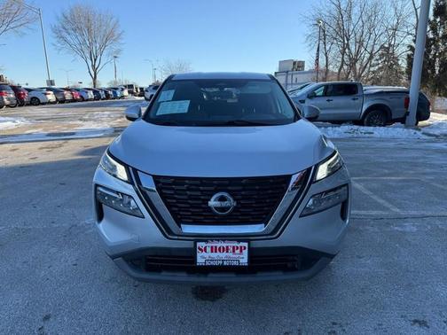 2022 Nissan Rogue SV