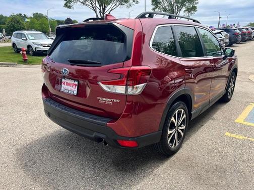 Crimson Red Pearl 2022 Subaru Forester Limited