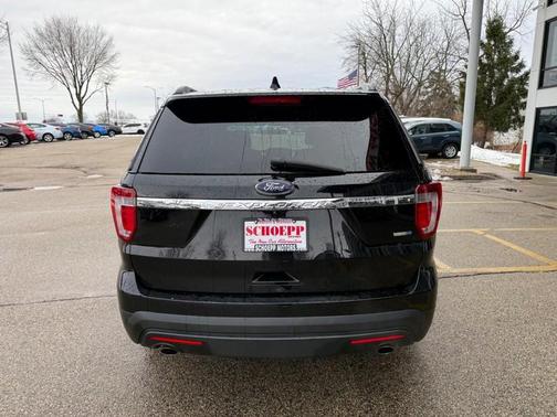 2016 Ford Explorer Base