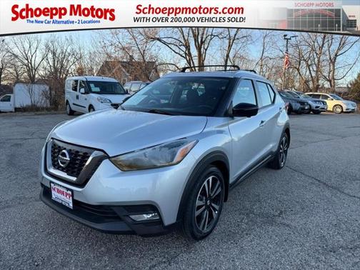 2019 Nissan Kicks SR