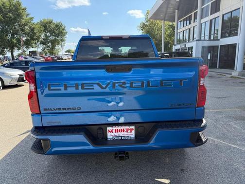2022 Chevrolet Silverado 1500 Custom