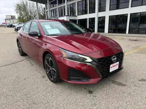 2023 Nissan Altima SR Intelligent AWD