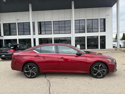 2023 Nissan Altima SR Intelligent AWD