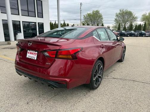 2023 Nissan Altima SR Intelligent AWD