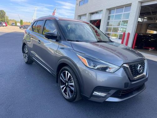 2019 Nissan Kicks SR
