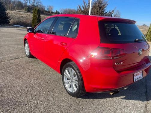 2017 Volkswagen Golf TSI SE 4-Door