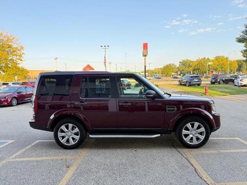 2016 Land Rover LR4 Base