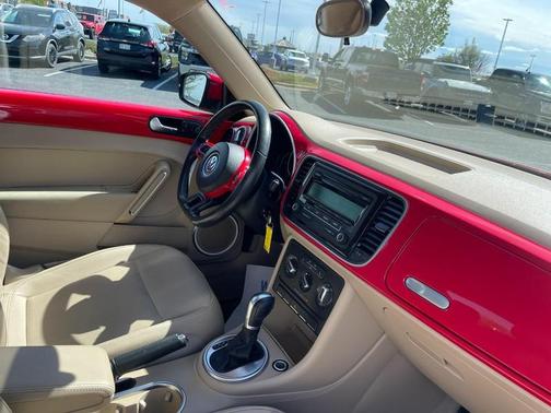 Tornado Red 2015 Volkswagen Beetle 1.8T