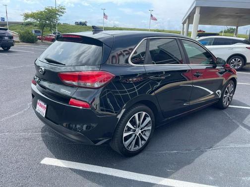 2018 Hyundai Elantra GT Base