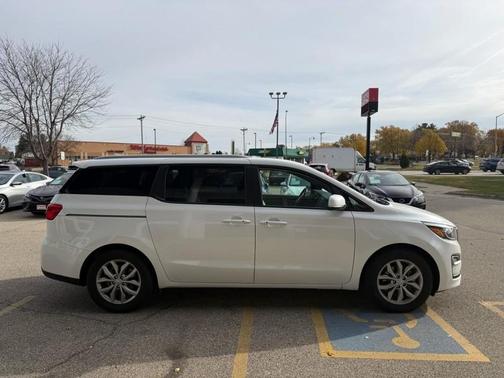 2020 Kia Sedona EX