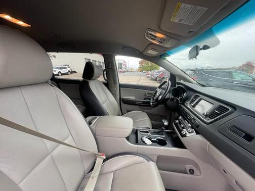 2020 Kia Sedona EX
