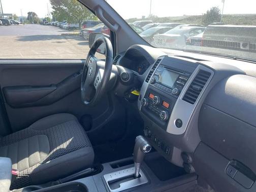 2014 Nissan Frontier SV
