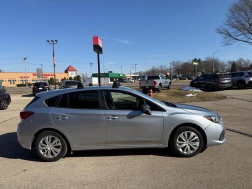 2022 Subaru Impreza Base