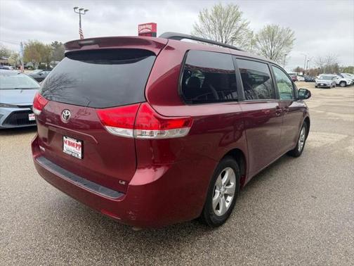 2012 Toyota Sienna LE