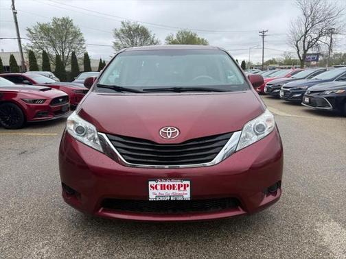 2012 Toyota Sienna LE