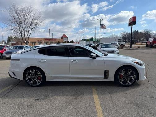 2020 Kia Stinger GT2