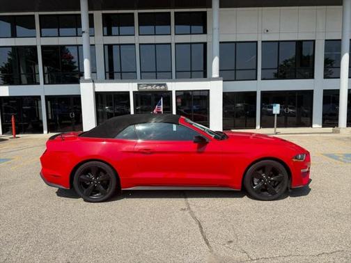 2021 Ford Mustang EcoBoost