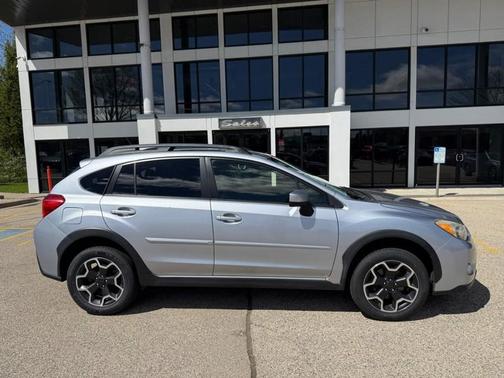 Ice Silver Metallic 2015 Subaru XV Crosstrek 2.0i Premium