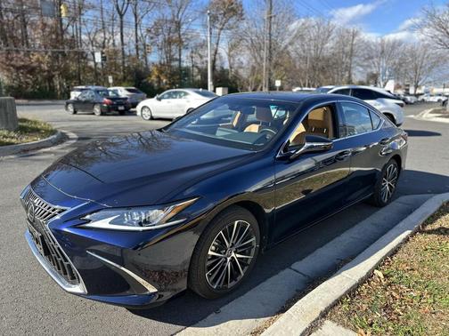 2024 Lexus ES 350 Base