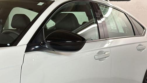 Platinum White Pearl 2024 Honda Accord Hybrid Sport-L
