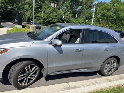 2017 Acura MDX 3.5L w/Advance Package
