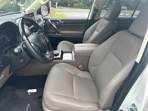2023 Lexus GX 460 Premium