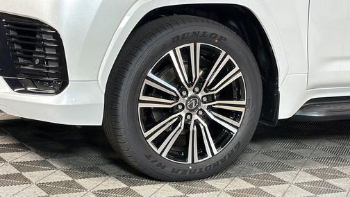 Eminent White Pearl 2026 Lexus LX 600 Luxury