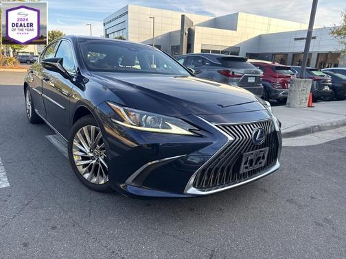 2019 Lexus ES 300h Luxury